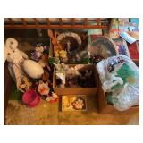 Assortment of Vintage Easter Decorative Items