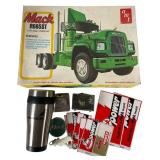 Vintage AMT Mack R685ST Scale Truck Kit and Memora