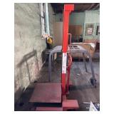 Manual Hydraulic Straddle Stacker with Platform