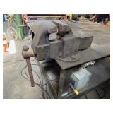 Columbian Vise & Mfg. Co. No. Swivel Base Vise
