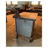 Industrial Rolling Workbench with Alltrade Vise