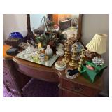 An Assortment of Vintage Perfumes, Vanity Accessor