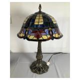 Stained Glass Floral Table Lamp