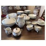 Seltmann Weiden Renate Porcelain Dinner Service