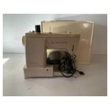 Singer Stylist 538 Sewing Machine with Case
