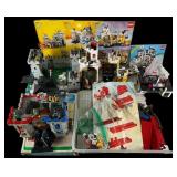 Massive Assortment Vintage LEGO & Lincoln Logs