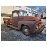 Side Street Salvage: Vintage Decor, Metalwork, Signage Auction Elverson, PA 