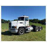 1992 Mack CH613