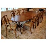Queen Anne Style Cherry Dining Set (11)