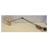 Metal Swing Arm Task Lamp