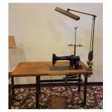 Antique Singer Sewing Machine Table & Lamp