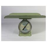 Vintage American Family Nursery Scale