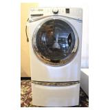 Whirlpool Duet 27 in. Front Load Washer