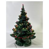 1982 Atlantic Mold 18 Inch Ceramic Christmas Tree