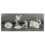 Swarovski & Iris Arc Crystal Swan + Figurines (4)