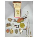 Vintage Costume Jewelry Brooches & Necklaces +