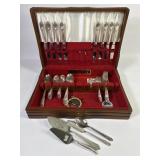 Rogers Silver Plate Garland Rapture Flatware (52)