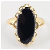 14k Gold & Oval Onyx Ring (5.5)