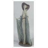Lladrï¿½ ï¿½Afternoon Teaï¿½ Porcelain Figurine