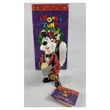 Looney Tunes Pepe Le Pew Christmas Figurine