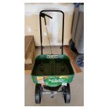 Scotts Turf Builder Garden Spreader