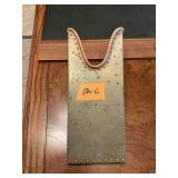 METAL LINED BOOK JACK