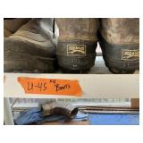 BOOTS X 4 SIZE 13