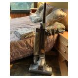 KIRBY VACCUM CLEANER