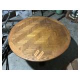 ROUND OAK TABLE, 41"X28"