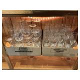 WINE GLASSES + FLUTES X2