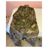WALLS CAMO OVERALLS SIZE 2X