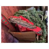 CHRISTMAS LOT-GARLAND-LIGHTER