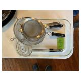 PYREX CASSEROLE, 4 STRAINERS