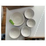 SET OF DENBY MADE IN ENGLAND BOWLS