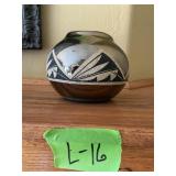 NATIVE AMERICAN POT SIGNED NAVAJO CRAIG WHITE EAGL