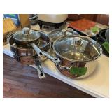 SET OF MAITRE CHEF PANS, SKILLETS, LOT OF 8