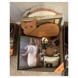CAT PICTURES, CAT FIGURINES
