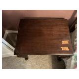 SIDE TABLE-LANE-26"X20"X23"