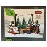 ST NICHOLAS SQUARE -TREE LOT