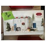 ST NICHOLAS SQUARE - CAMPING TRAILER