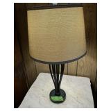 METAL FRAME LAMP