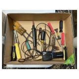 SCREW DRIVERS, STUD FINDER, FLAT FULL