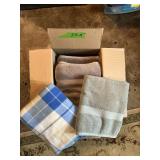 TOWELS, SMALL BASKET