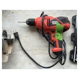 BLACK + DECKER DRILL