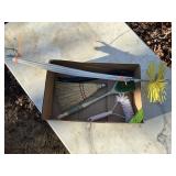 LOT OF BRUSHES - BOX