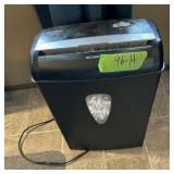 AURORA PAPER SHREDDER