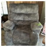 SWIVEL ROCKER OVERSIZE CHAIR