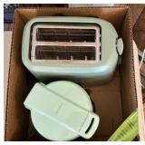 HAMILTON BEACH SANDWICH MAKER + TOASTER X2