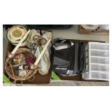 SMALL ORGANIZER, MISC X2