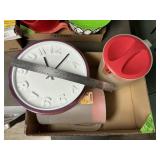 RUBBERMAID PITCHERS, CLOCK